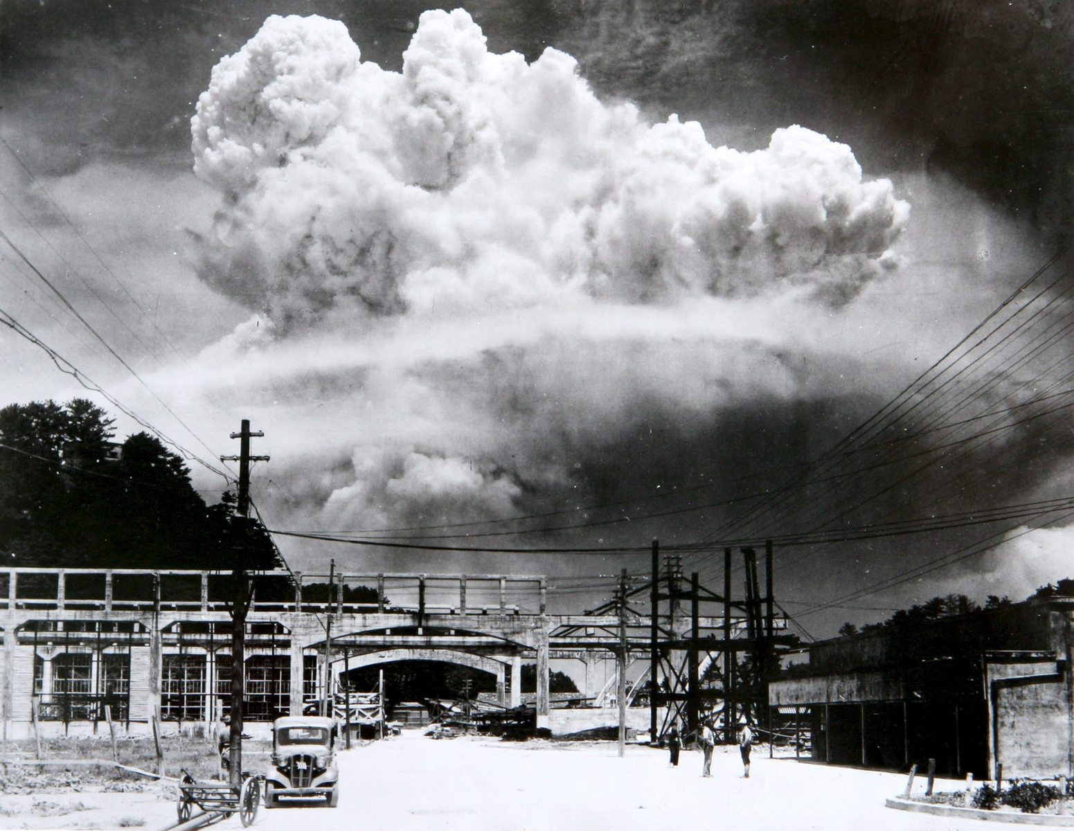 Atomový hřib nad Nagasaki Atomový hřib nad Nagasaki