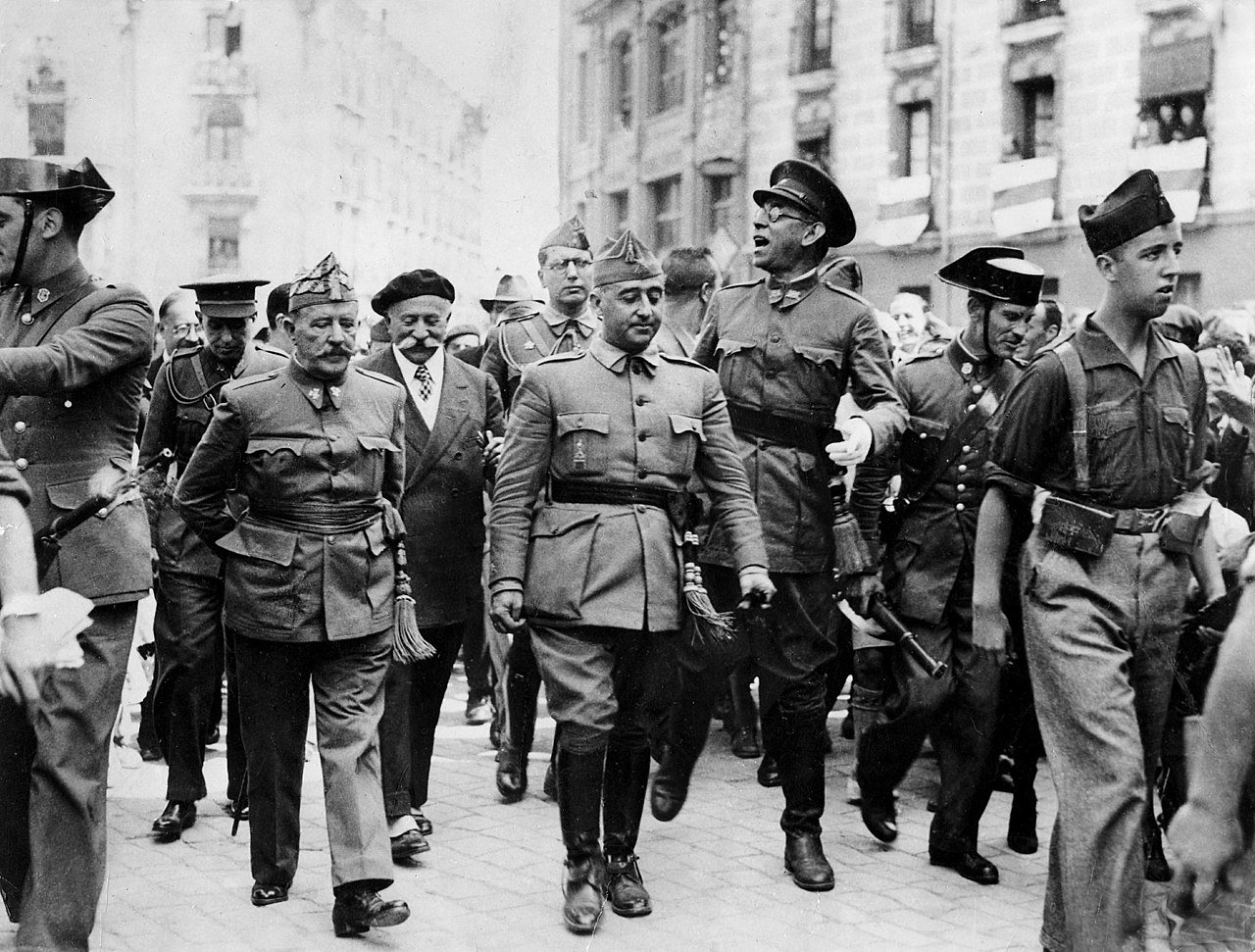 Z mladého kadeta nejmladším generálem Evropy. Jak se vyvíjela kariéra budoucího diktátora Francisca Franca