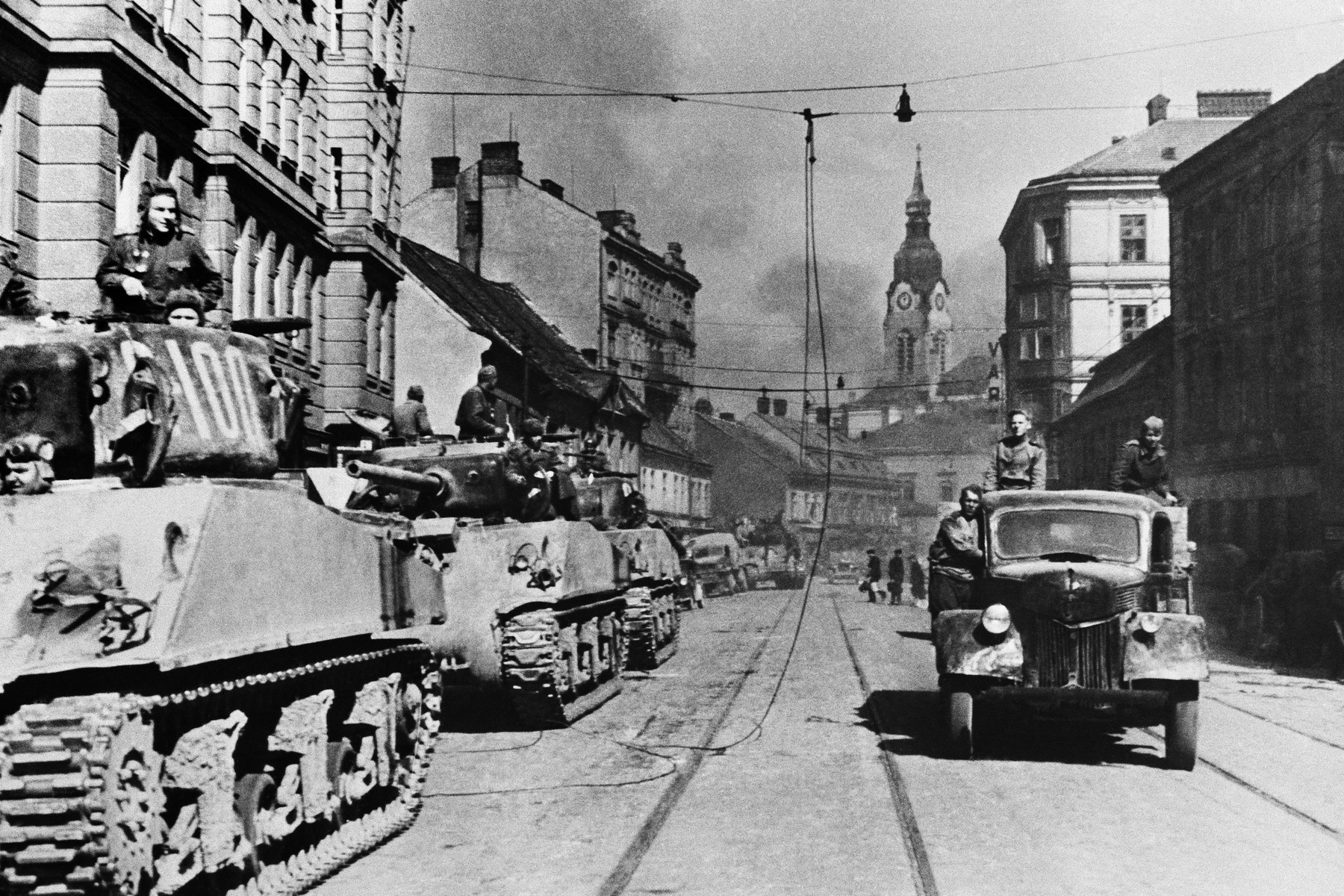 Jižní Morava se stala dějištěm závěrečných bojů druhé světové války během bratislavsko-brněnské operace