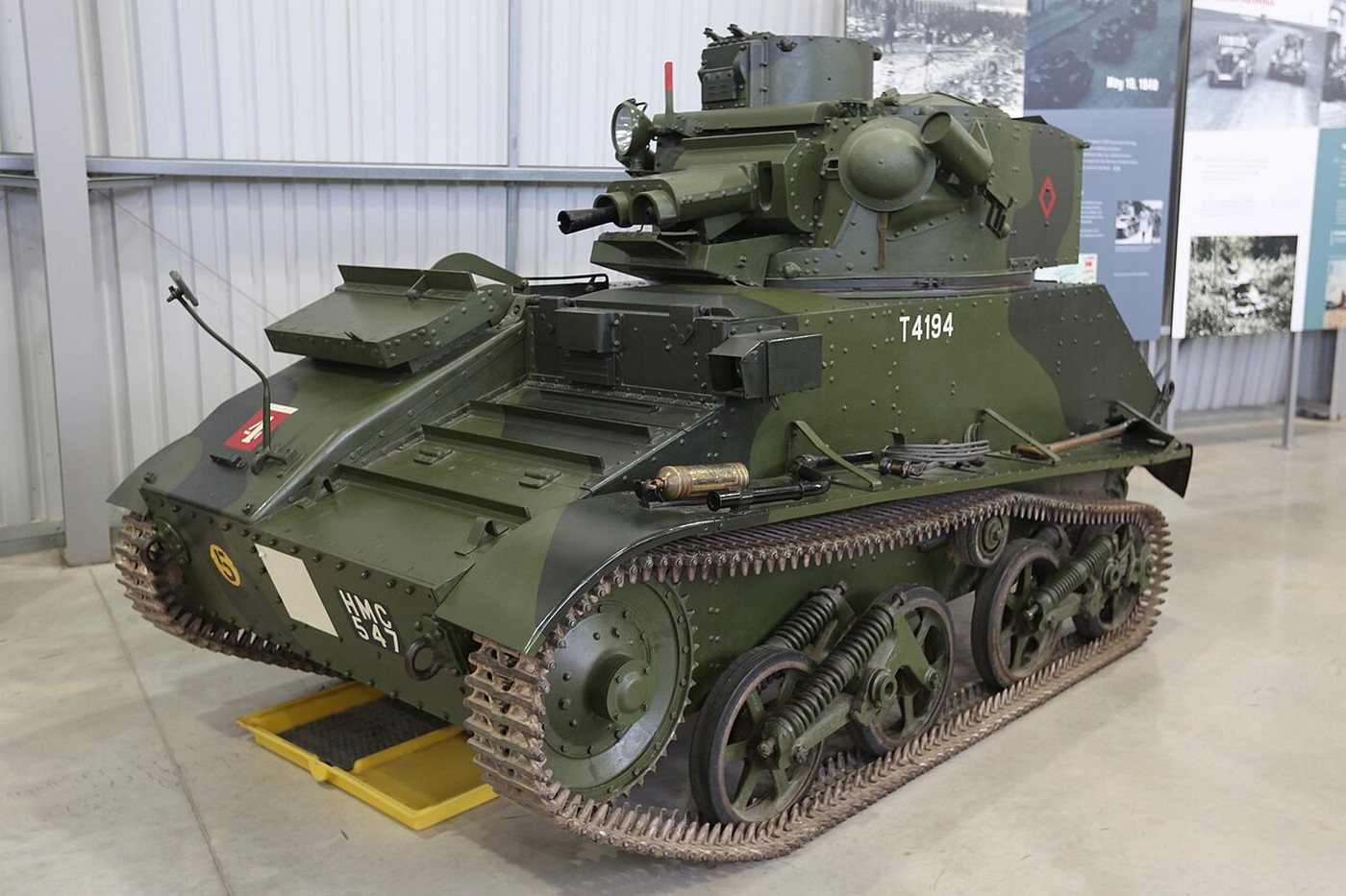 Lehký tank Mark VI: Příběh obrněnce, který se dokázal prosadit jen proti slabšímu nepříteli