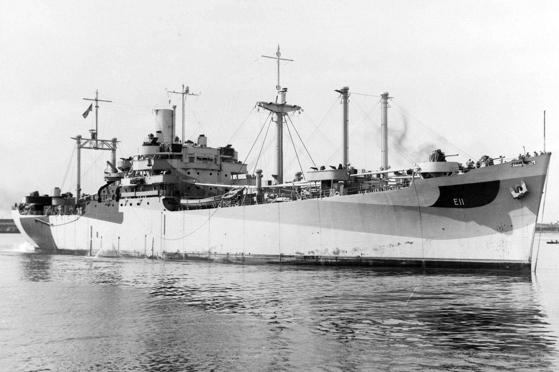 Katastrofa v přístavu Seeadler: Jaké byly příčiny a následky ničivé exploze americké nákladní lodi Mount Hood?