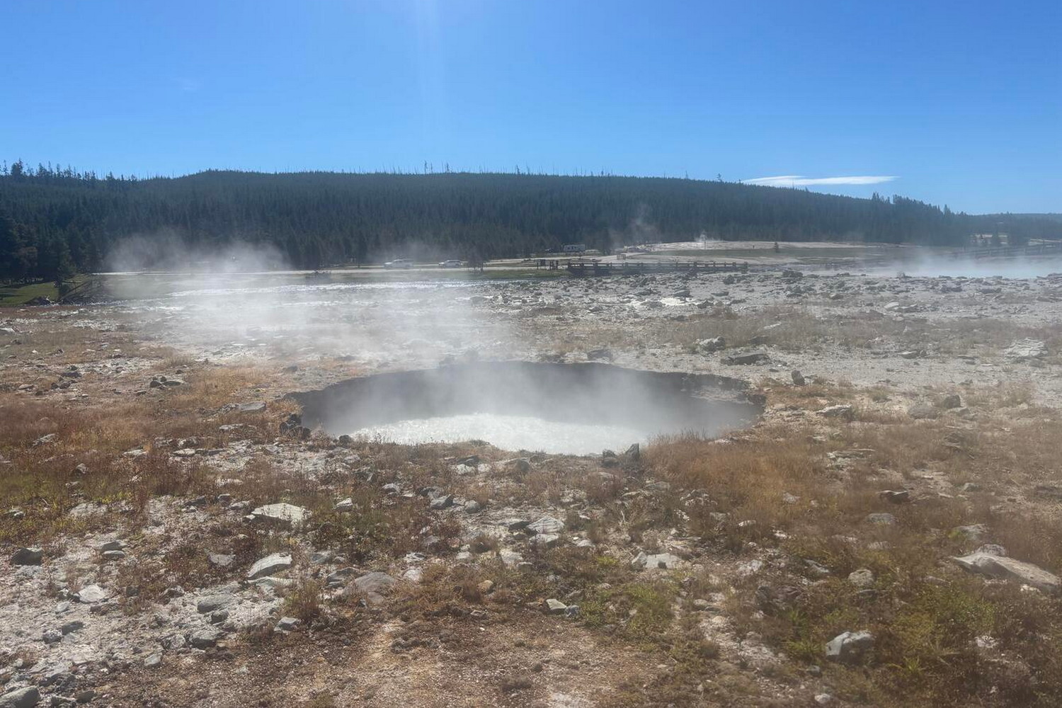Nečekaná proměna Yellowstonu: Vědci poprvé zachytili vznik vařícího jezírka téměř v přímém přenosu