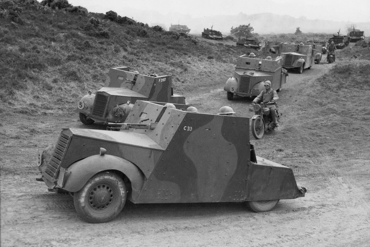 Pancéřovaný trpaslík Jeho Veličenstva: Téměř zapomenutý britský obrněný automobil Standard Beaverette