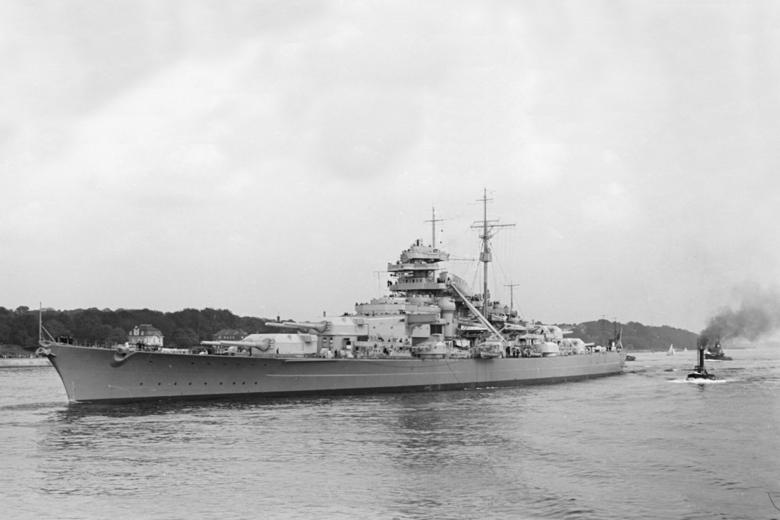 Bitevní loď Bismarck: Potopená chlouba Hitlerova námořnictva