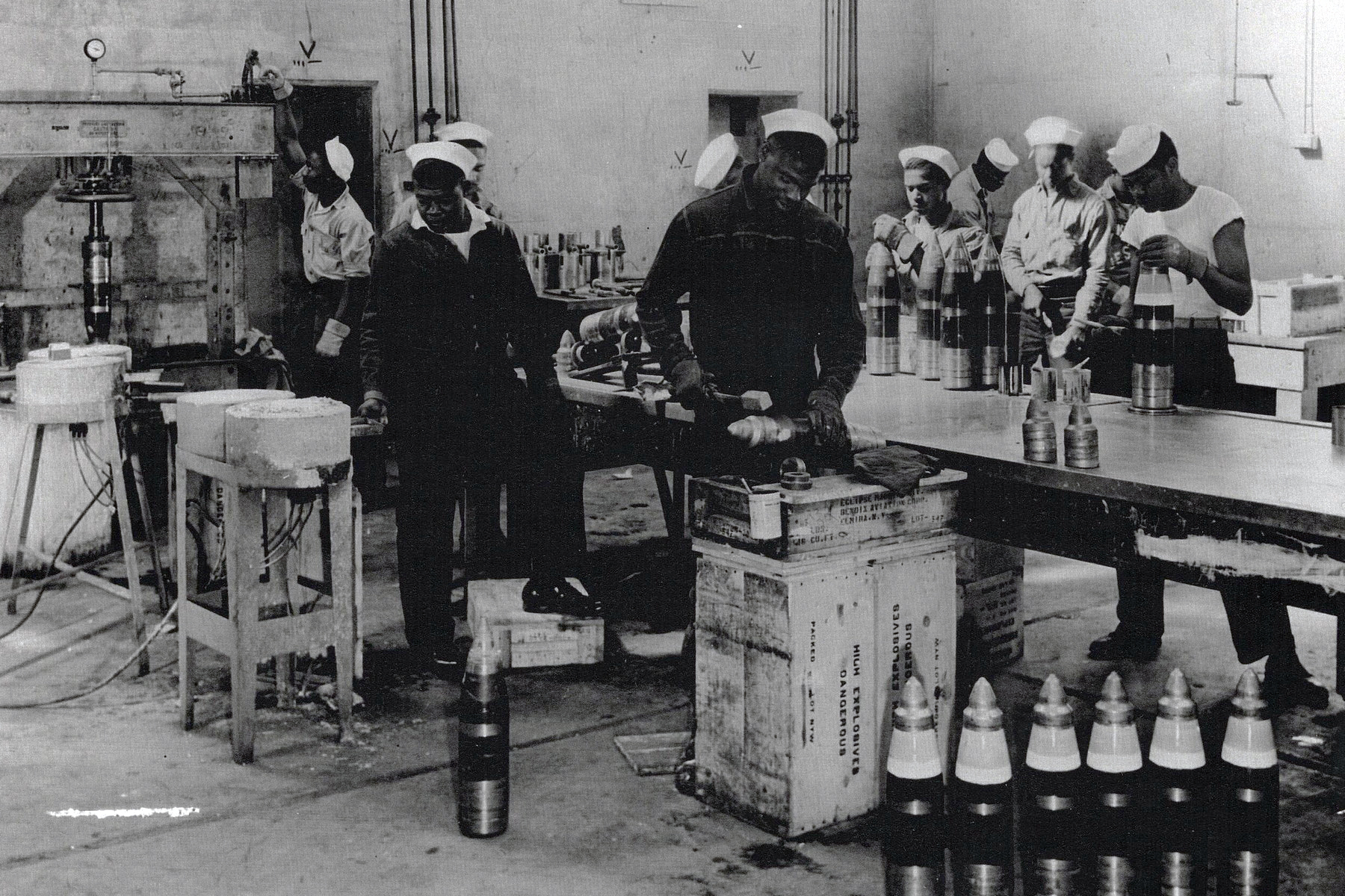 Ohnivý hřib nad Port Chicago: Rasová segregace vyústila v největší vzpouru v dějinách U.S. Navy