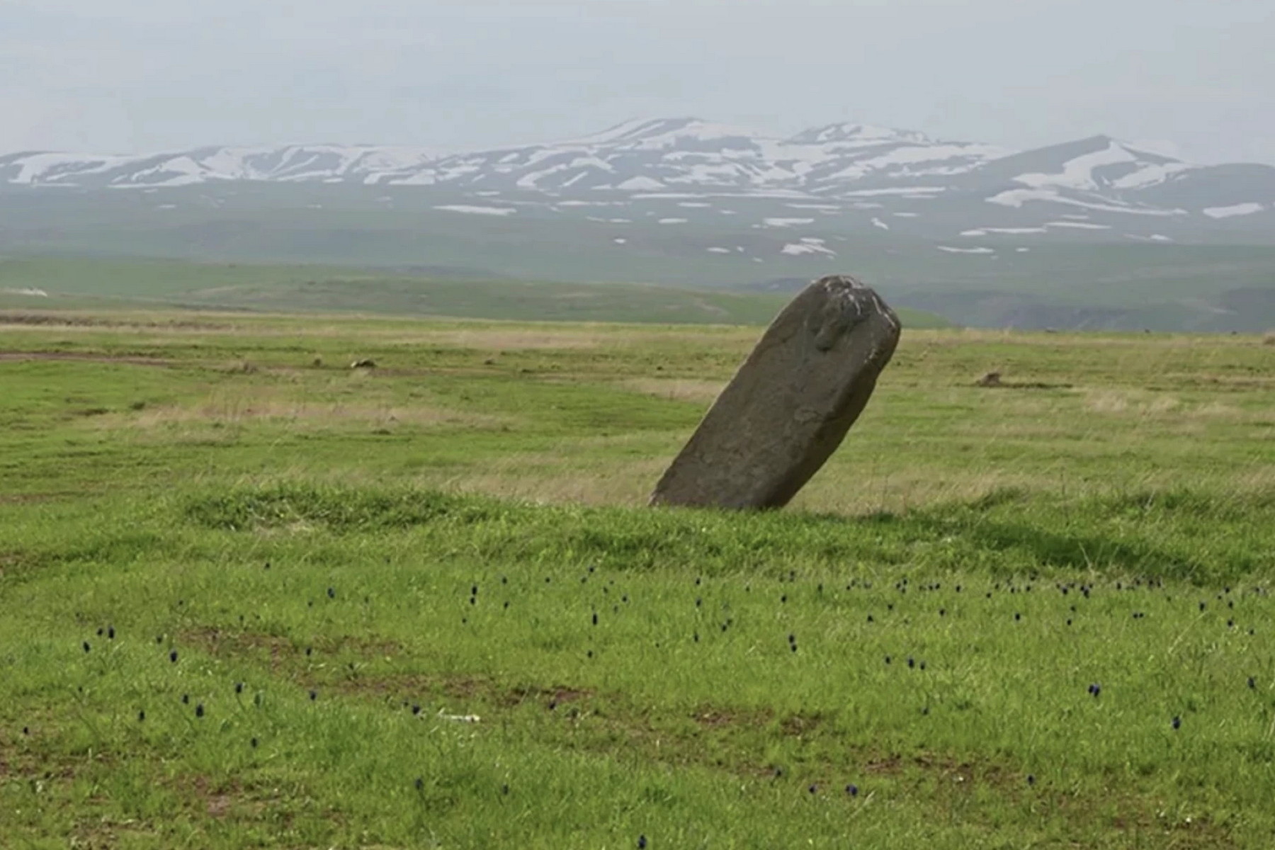 Vyřešení záhady? Arménské „dračí kameny“ by mohly souviset s dávným kultem vody