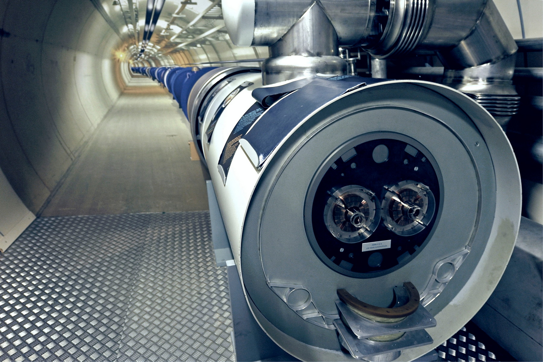 Miliarda dolarů pro CERN: Vědci chtějí postavit ještě větší urychlovač částic