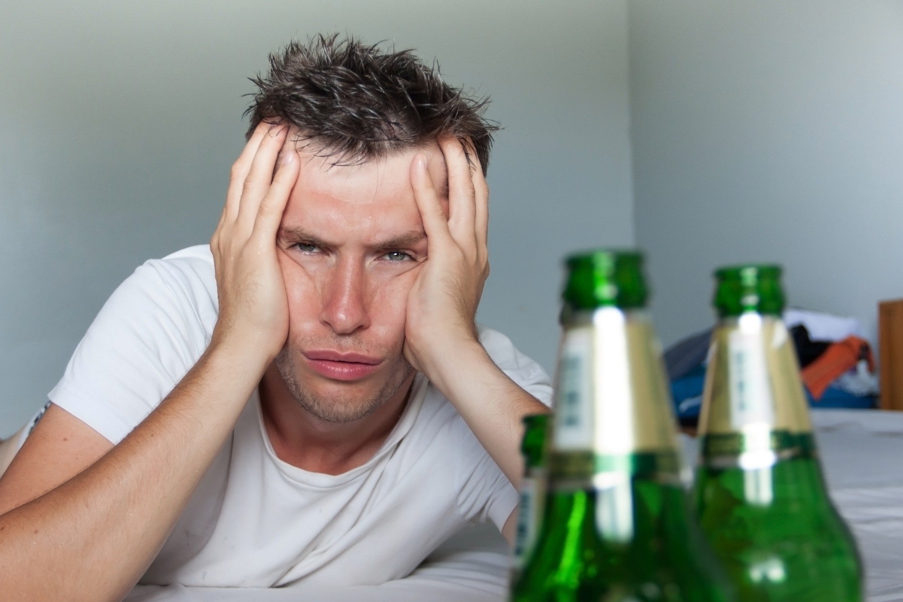 Postsilvestrovský manuál: Osvědčené rady, jak léčit kocovinu