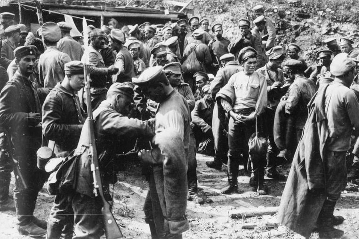 Kerenského ofenzíva: Plán na záchranu Ruska, který otevřel dveře Leninovi