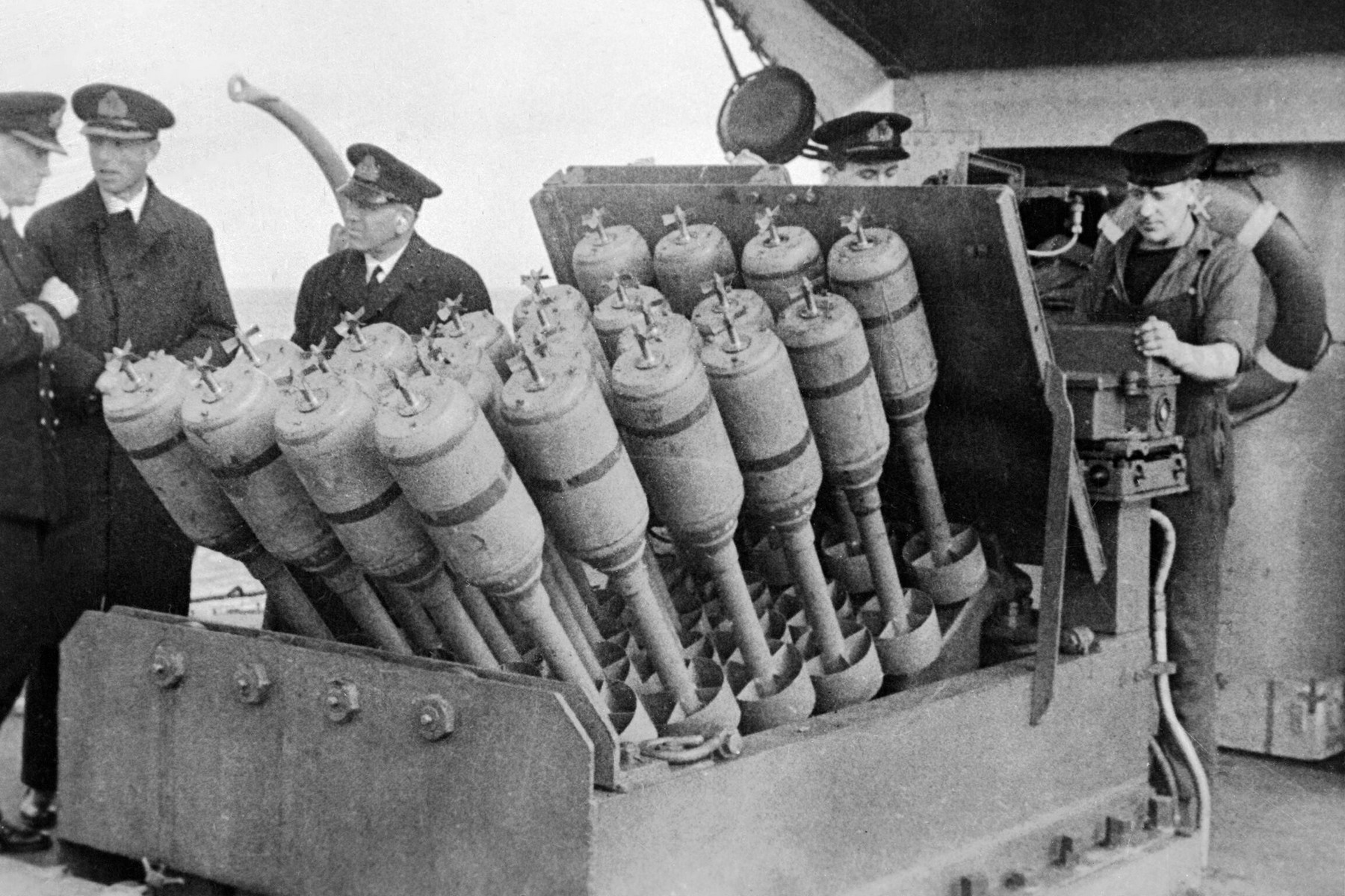 Bitva o Atlantik na ostří bodlin: Protiponorkový systém Hedgehog změnil pravidla podmořské války