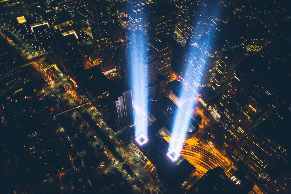 Pocta světlem (Tribute in Light) v New Yorku