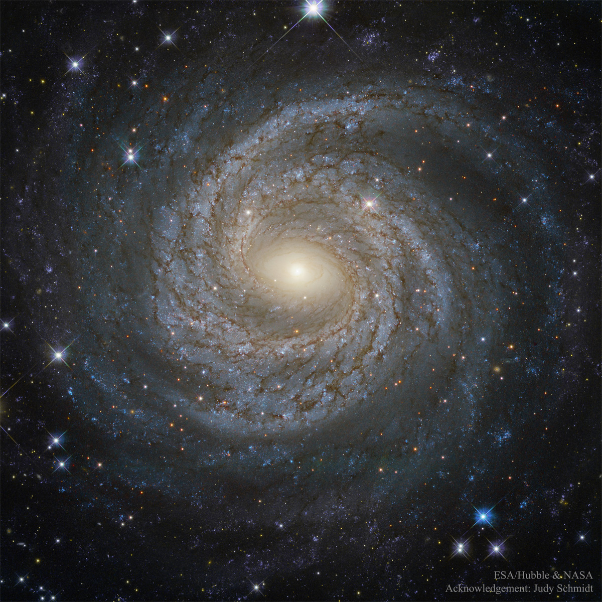 Spirální galaxie NGC 6814