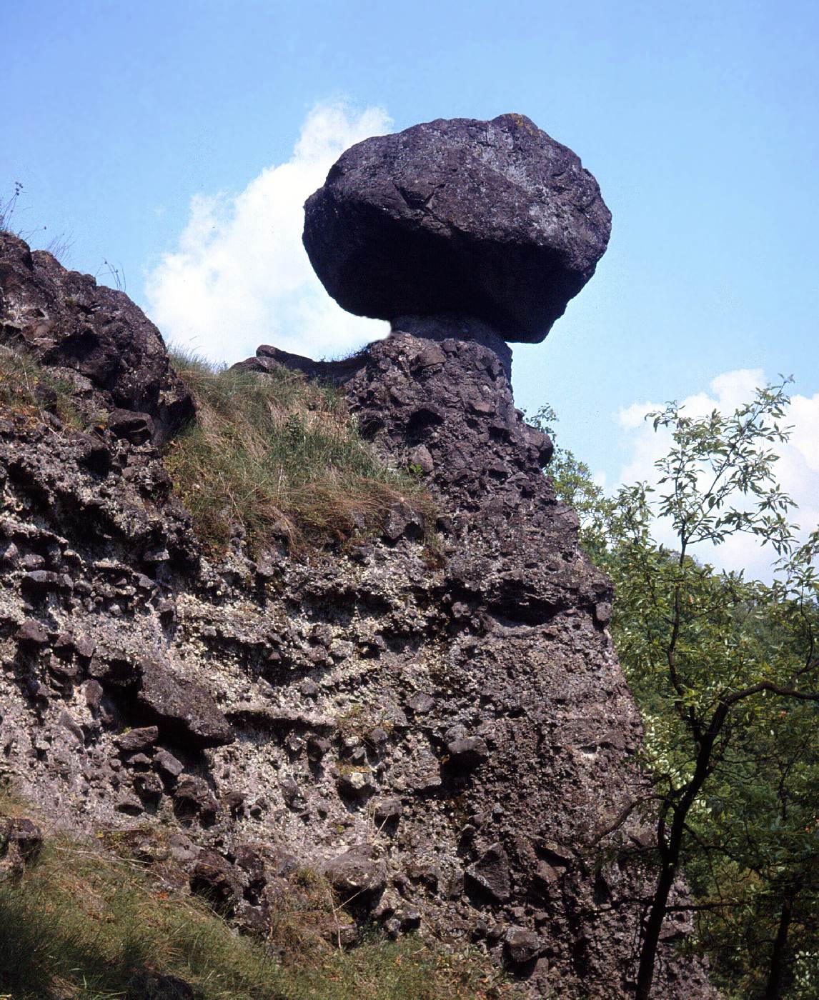 Viklan od sousedů
