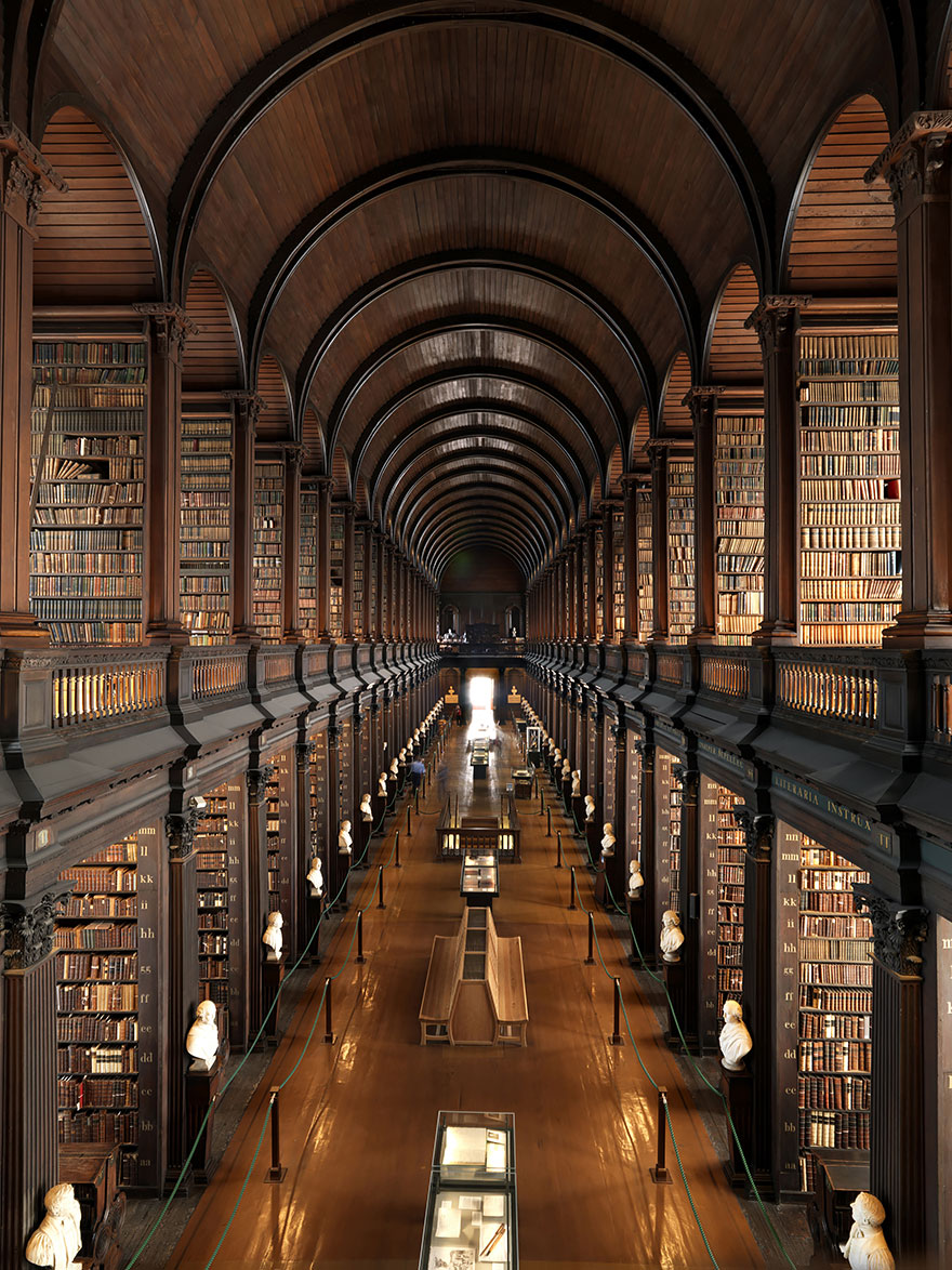 5. Trinity College Library, Dublin, Irsko