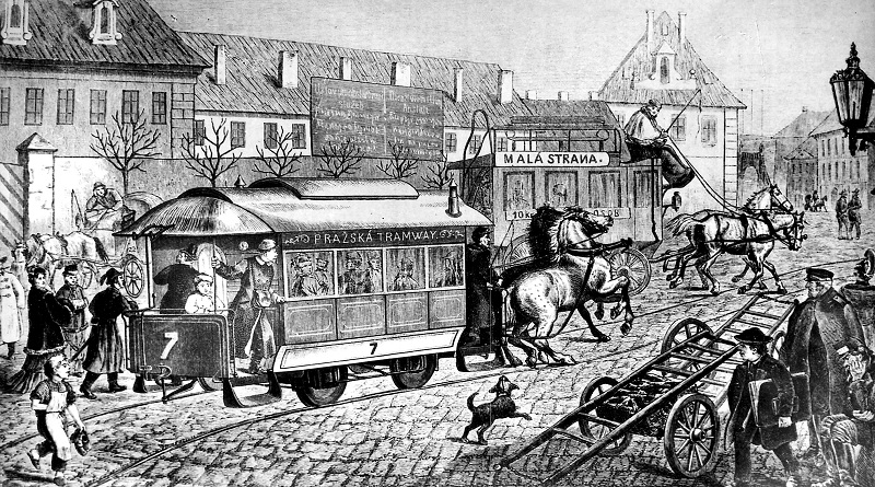 Omnibus schválně kříží dráhu konkurenční koňce