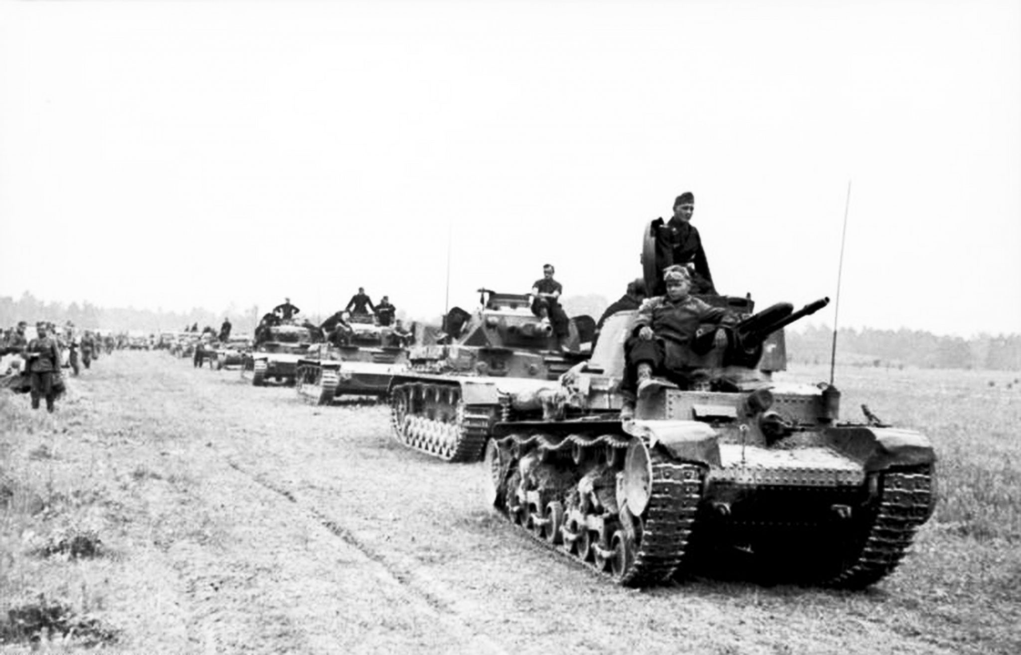 Wo tank. PZ 35t 1941. Танки вермахта 1941. Колонна немецких танков 1941. Орлик танкист 1939 польский.