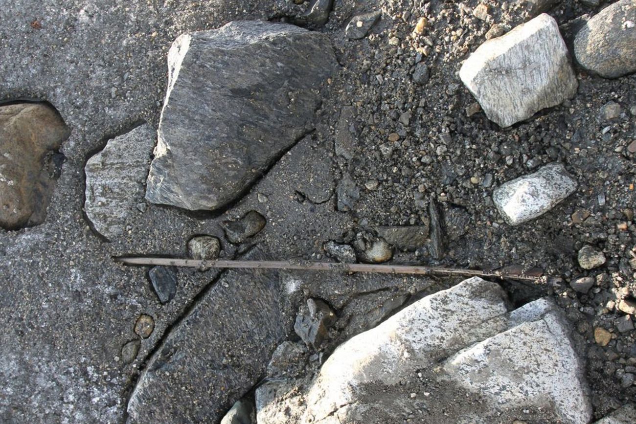 Arkeologer har oppdaget et sjeldent bevart jernalderspir i norske fjell