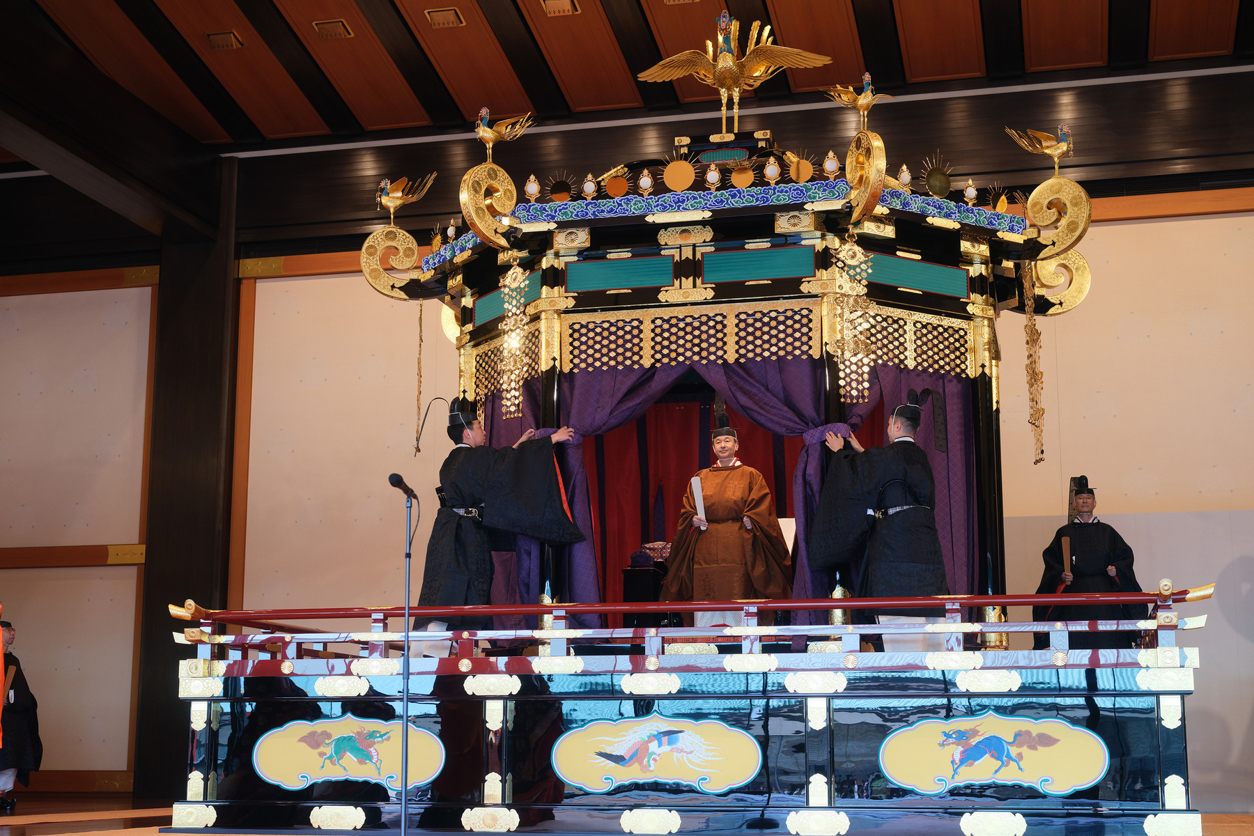 V císařském paláci: Život japonských císařů svazují striktní pravidla