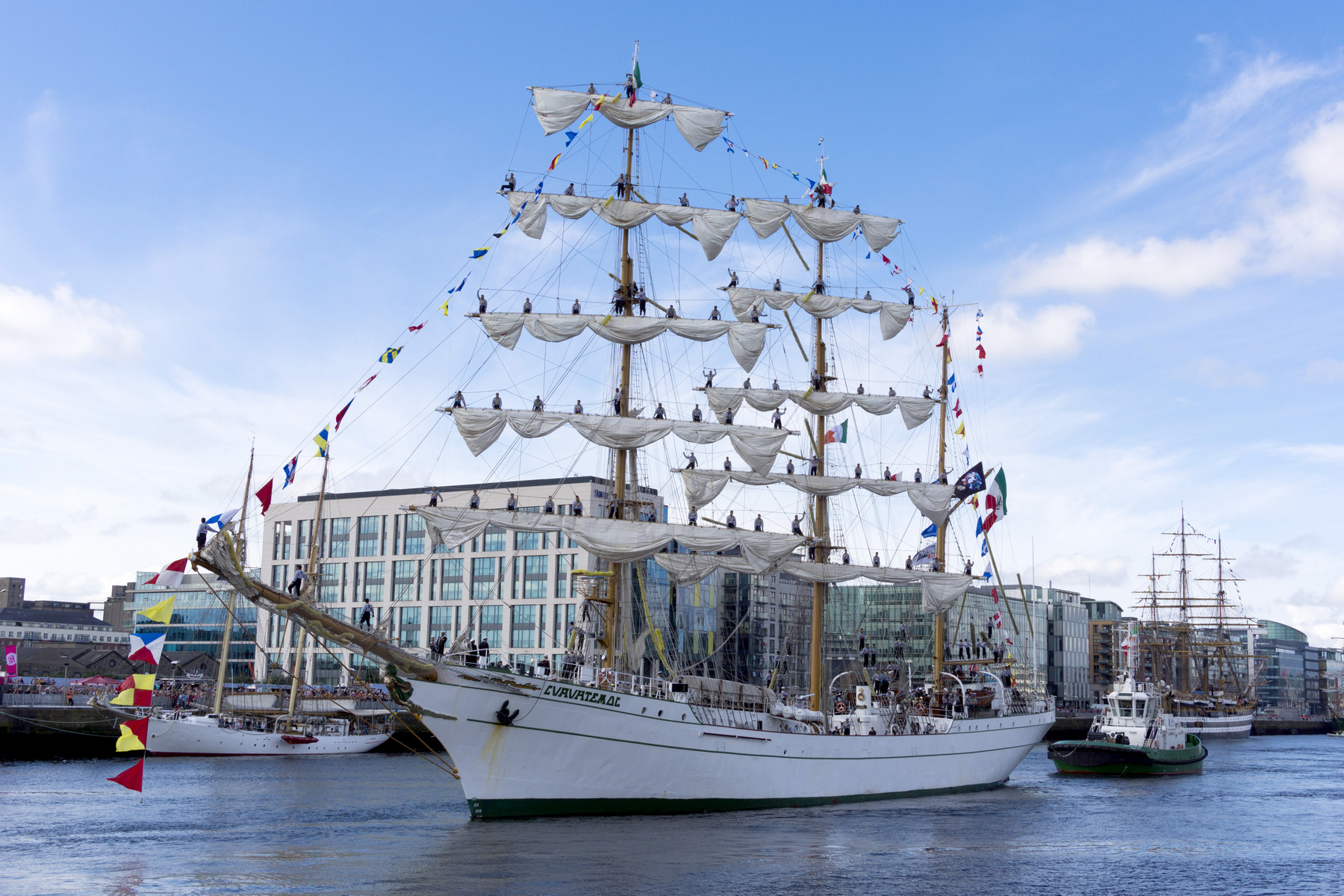 Livet med vinden i ryggen: Hvordan moderne historisk skipstjeneste ser ut