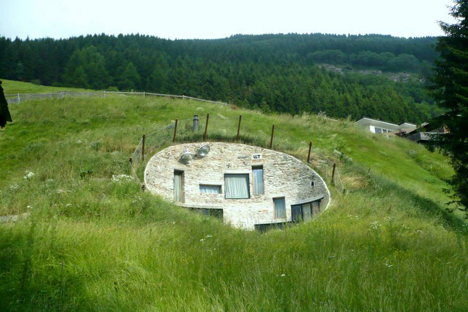 Spojovací balvan