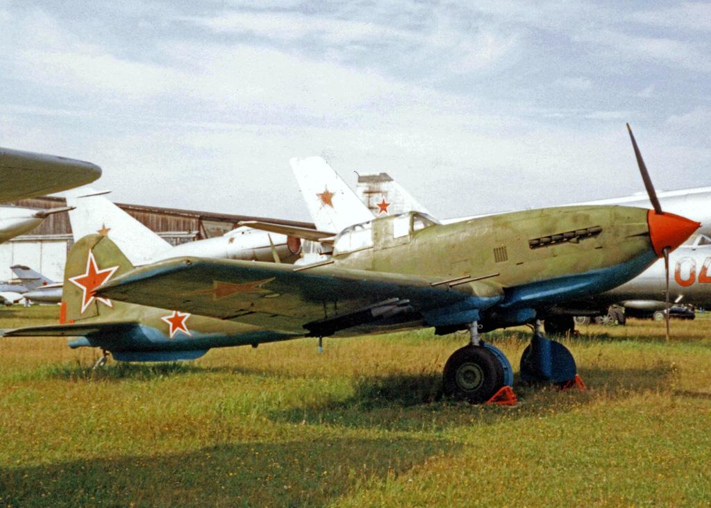 Iljušin Il-10: Bitevník pro poválečné sovětské letectvo | 100+1 ...