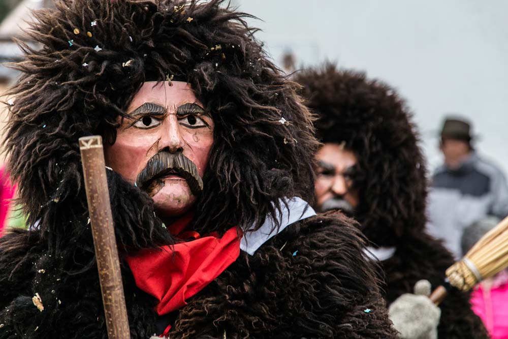<p>Podobně jako v Česku masopust, i v Sappadě každoročně připomíná začátek postní doby několikadenní tradiční karneval.</p>