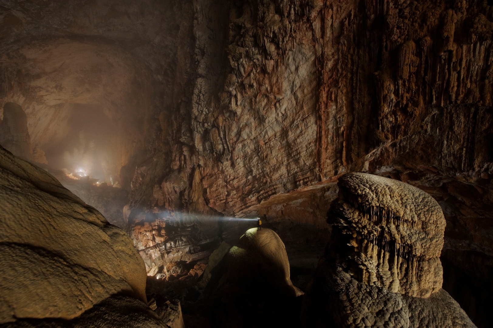 <p>Obrovská jeskyně Son Doong ležící na území Vietnamu nedaleko hranice s Laosem dlouho zůstávala neodhaleným tajemstvím. </p>