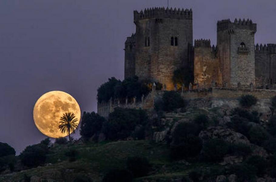 Castillo de Almodóvar del Río, Córdoba, Španělsko