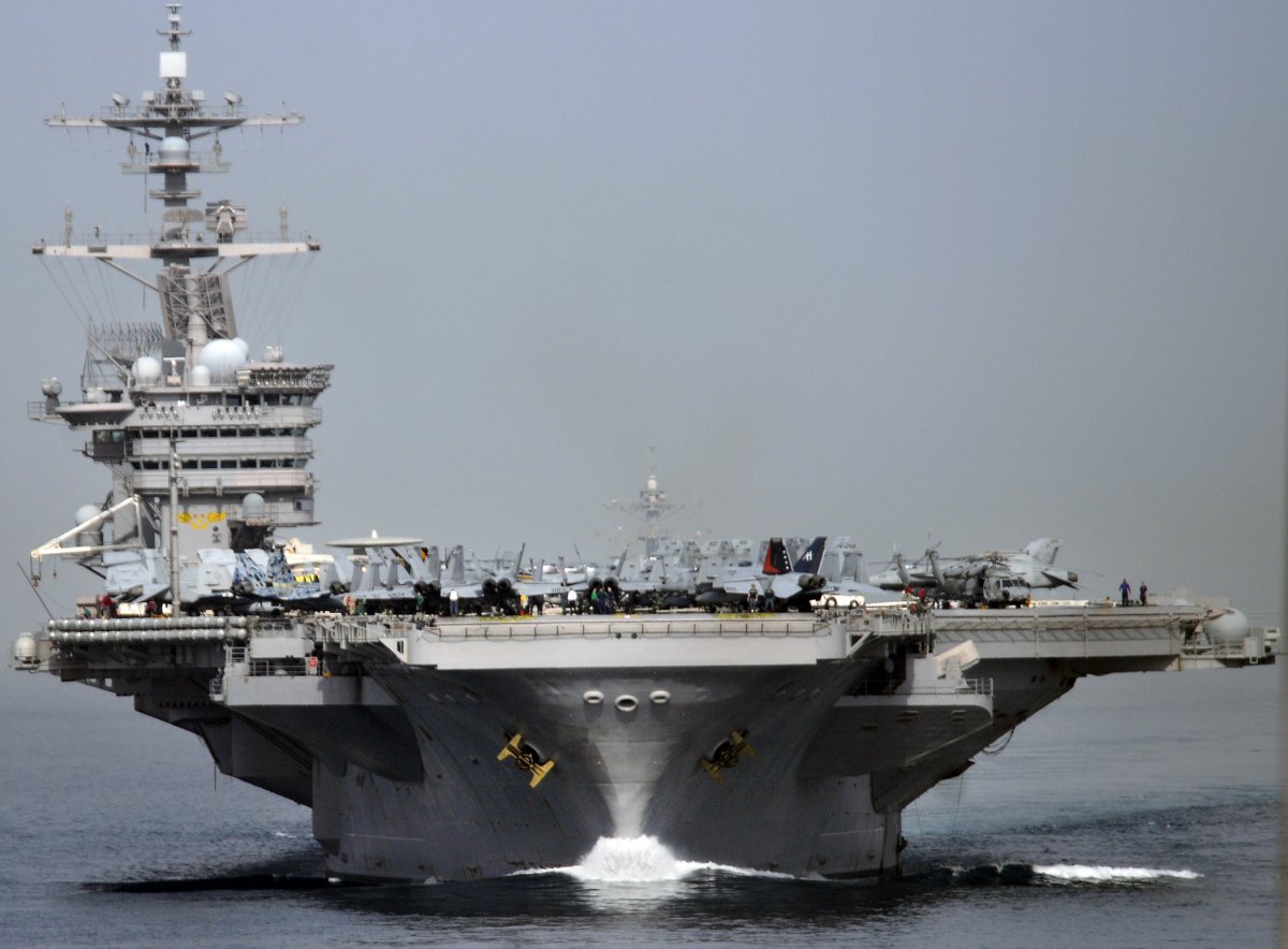 USS Carl Vinson (CVN-70) - 