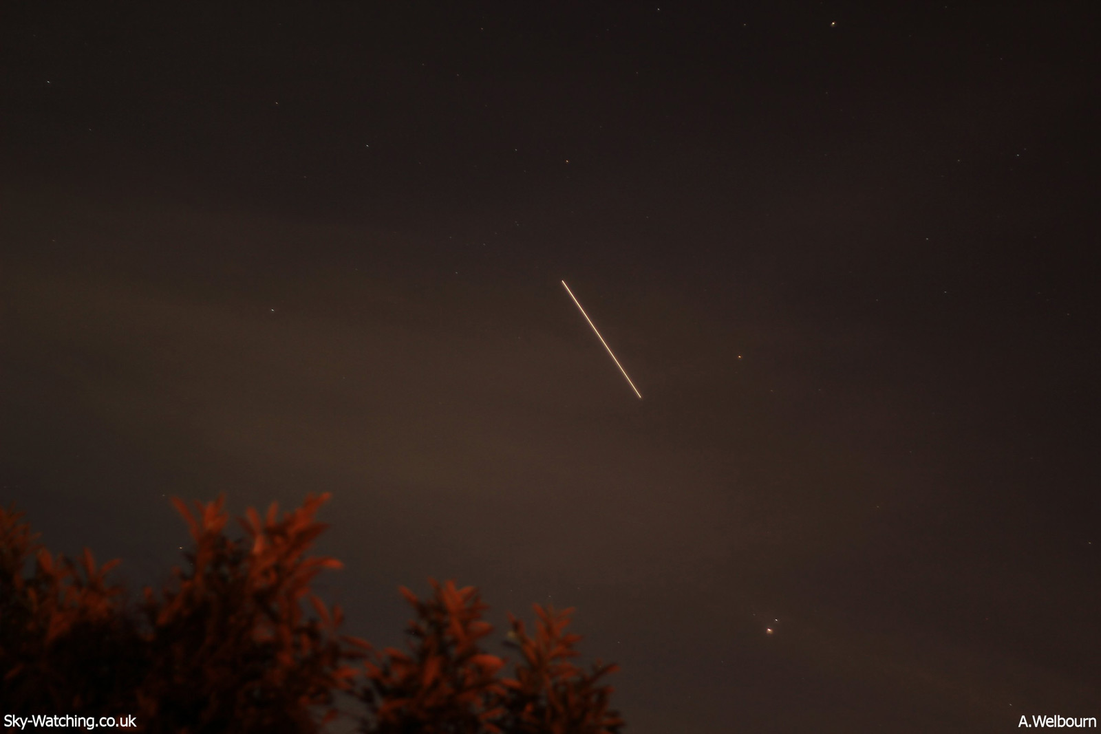 ISS přelétá nad našimi hlavami velmi rychle