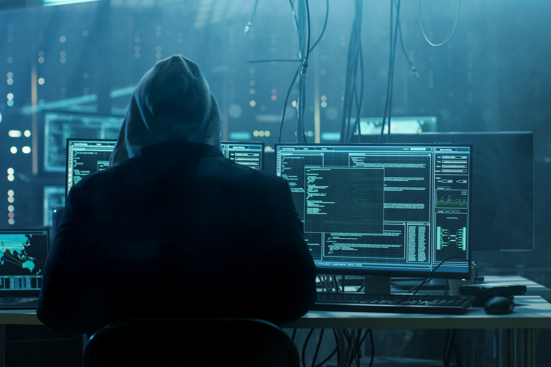 <p>Hackeři ovládají mnoho důmyslných způsobů, jak se dostat k vašim citlivým údajům.</p>