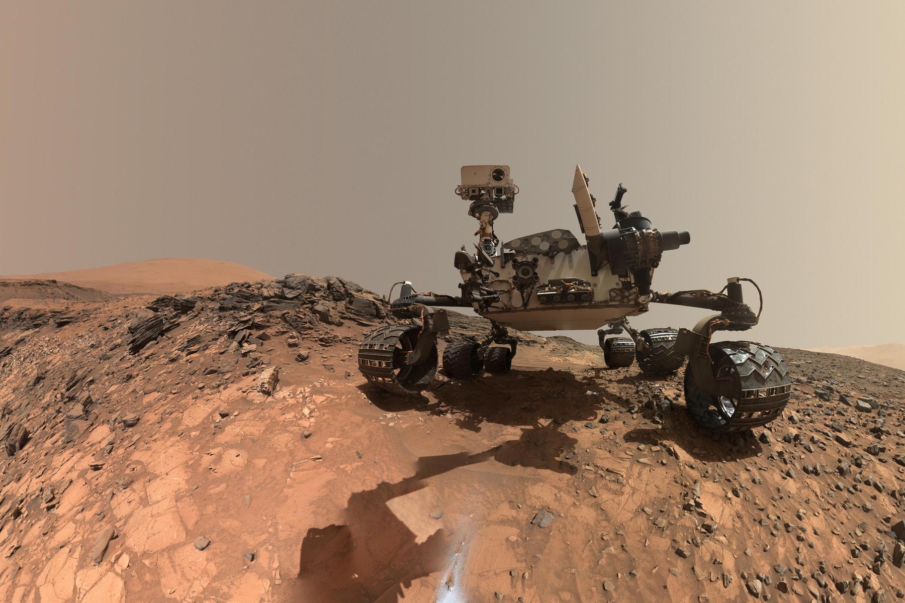 <p>V dnešní době se naprostá většina pozemského opálu těží v Austrálii a v Etiopii. Americký rover objevil novou oblast bohatou na opály daleko odsud, na Marsu.<em> (foto: NASA/JPL-Caltech/MSSS, CC BY-SA 4.0)</em></p>
