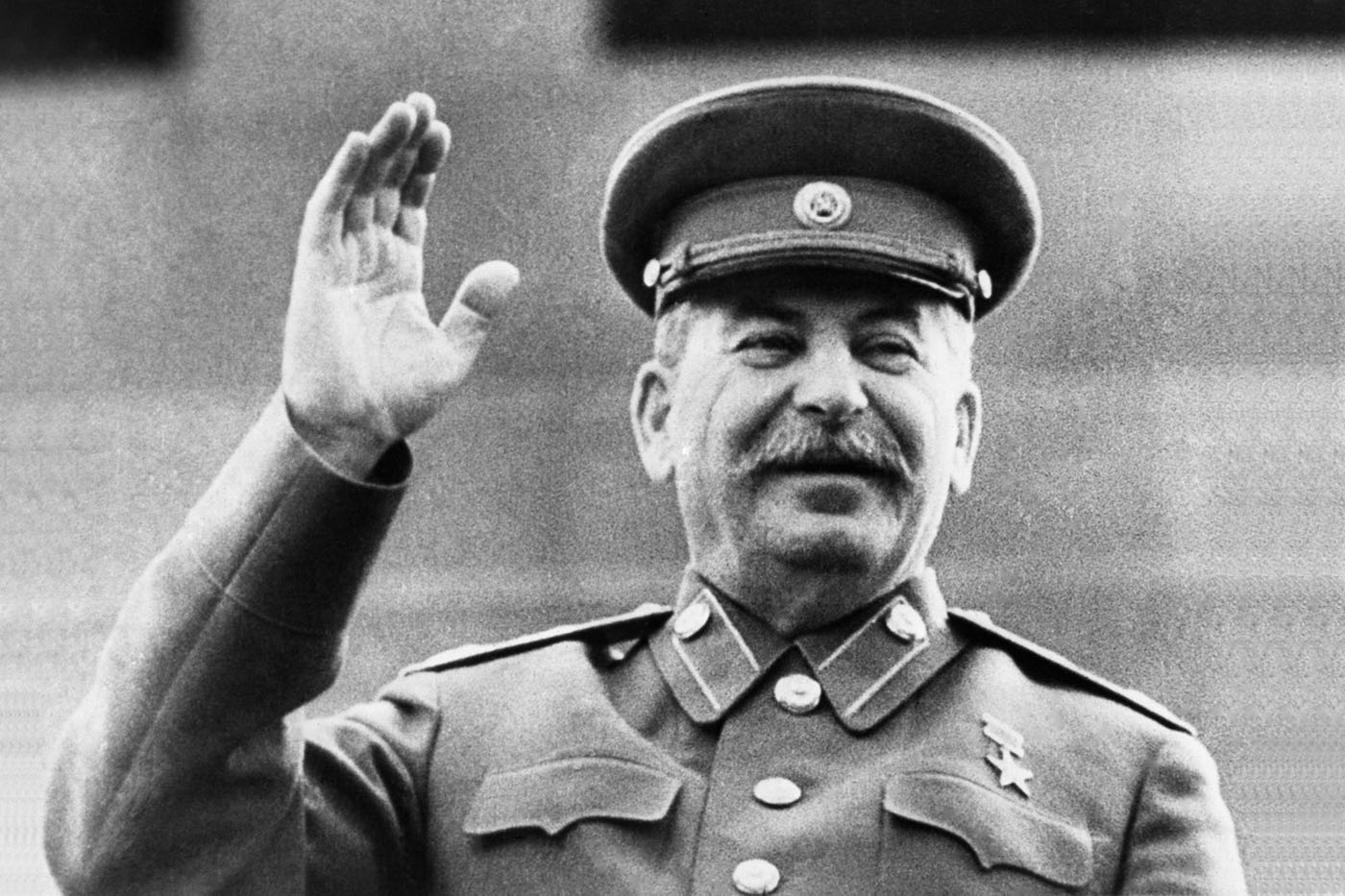 <p>Stalinova pohřbu se zúčastnil i československý prezident <strong>Klement Gottwald</strong>, jemuž se však cesta do Moskvy stala osudnou. Následkem letu u něj totiž došlo k protržení výdutě srdeční aorty. Zemřel devět dnů po Stalinovi, což bylo propagandisticky využito jako „smrt žalem“. <em>(foto: Profimedia/ČTK)</em></p>