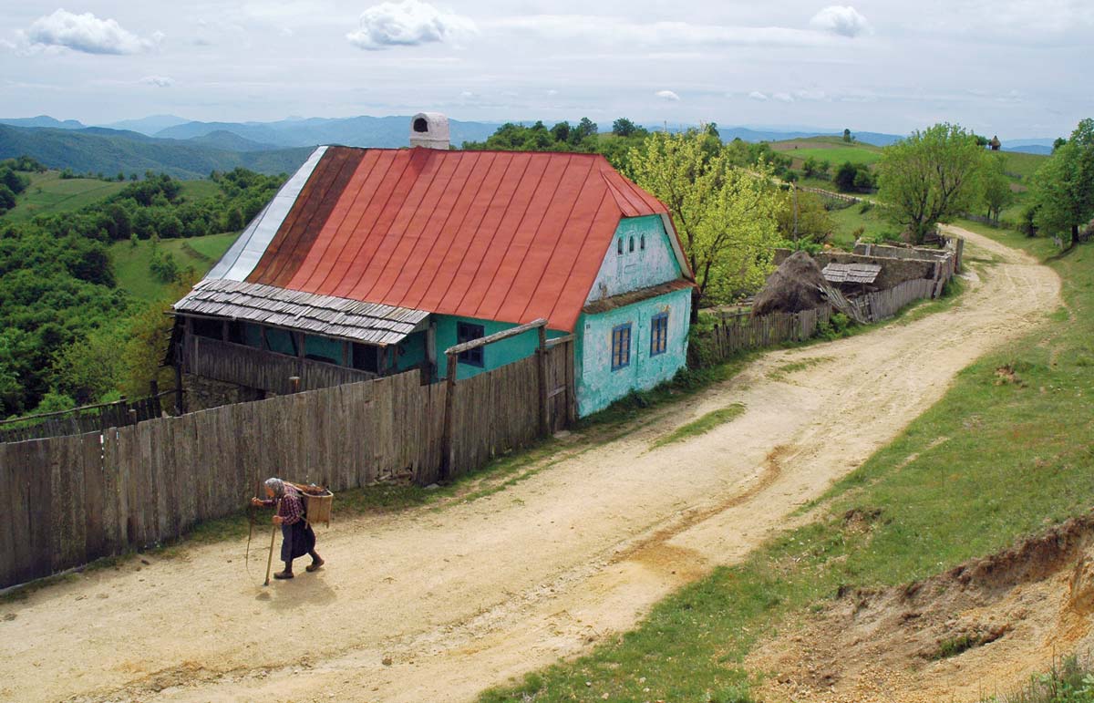 Češi v Rumunsku -<p>Z původně dvanácti českých obcí v Banátu dnes zbylo šest. A lidí dál ubývá.</p>