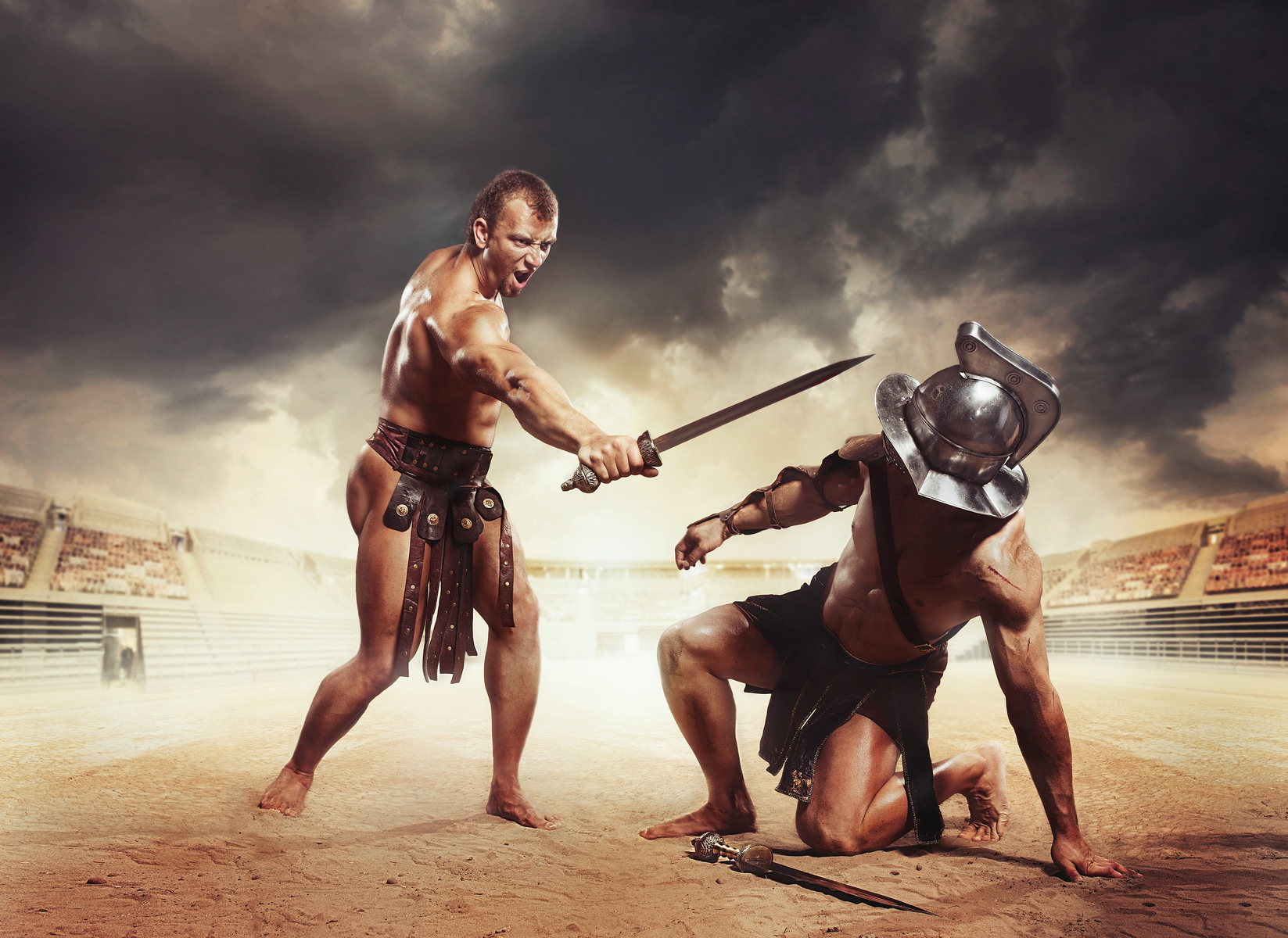Morituri te salutant -<p>Smrt v aréně nebyla zdaleka tak běžnou záležitostí. Z dobových záznamů vyplývá, že amatérští bojovníci umírali v amfiteátrech běžně, profesionálové se systematickým výcvikem však přežívali v 90 % vybojovaných zápasů.</p>