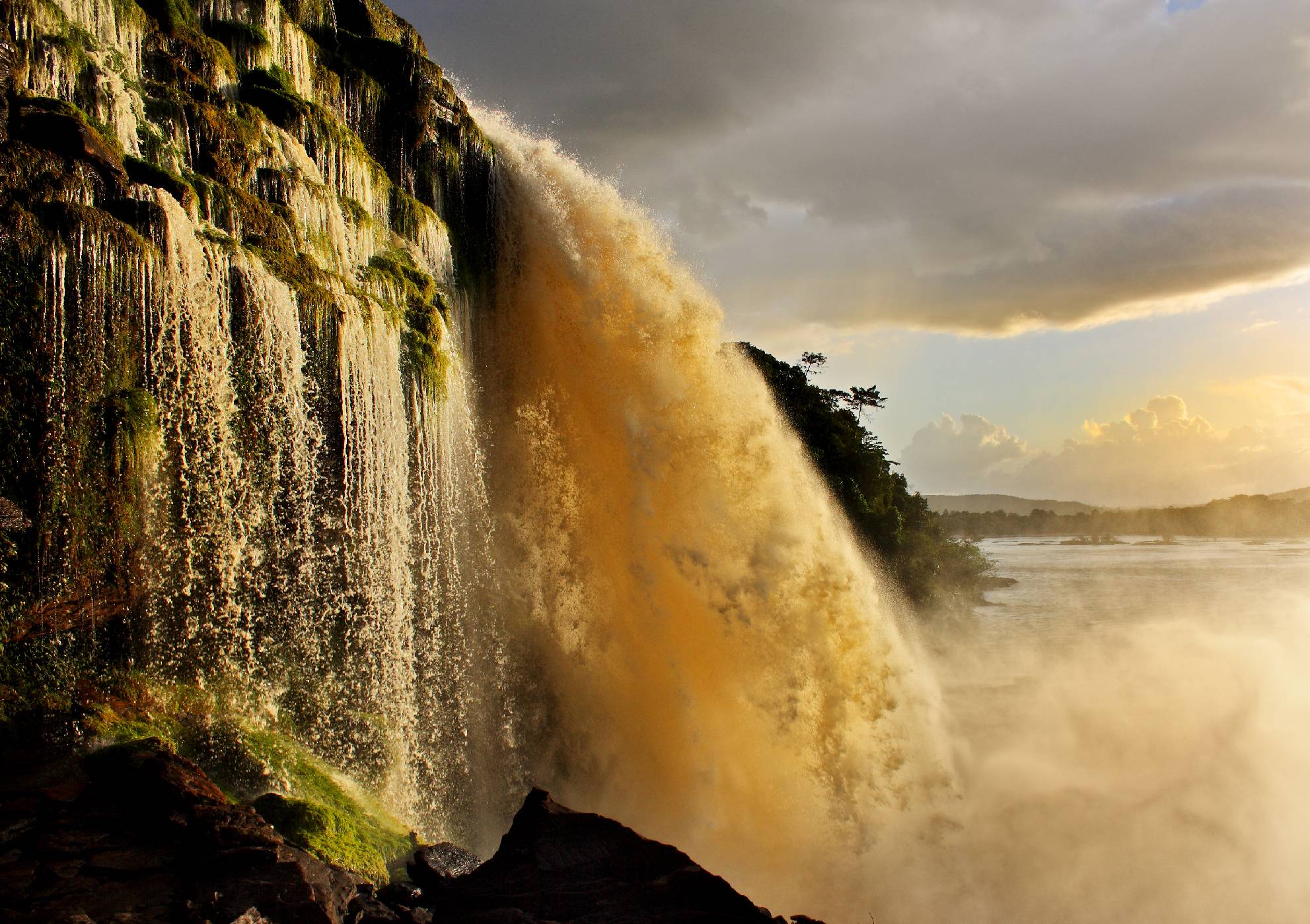 Vody parku Canaima -<p>V roce 1994 byl Národní park Canaima zařazen do světového dědictví UNESCO</p>